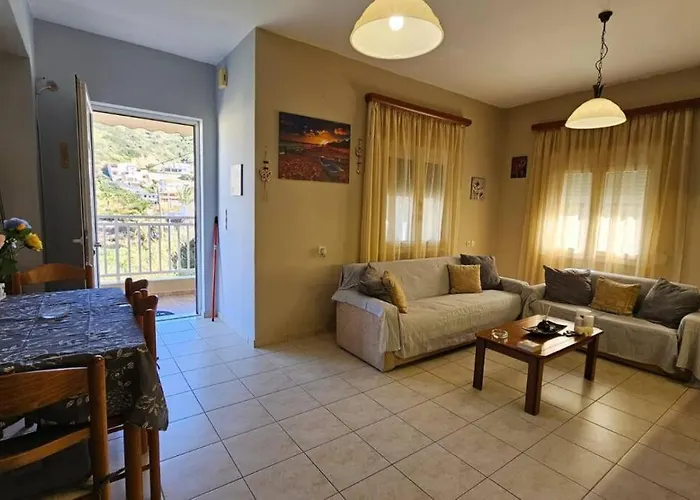 Beachfront Cozy Studio Sea View Lygaria