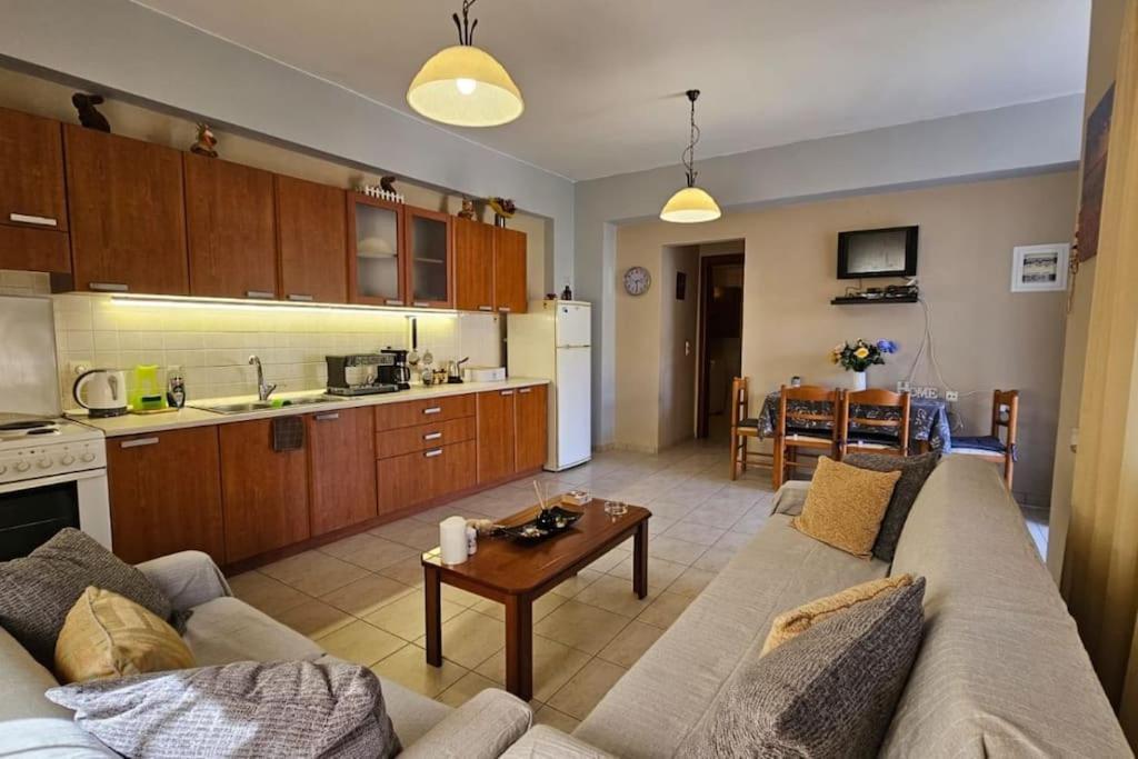 Beachfront Cozy Sea View Lygaria Appartement *