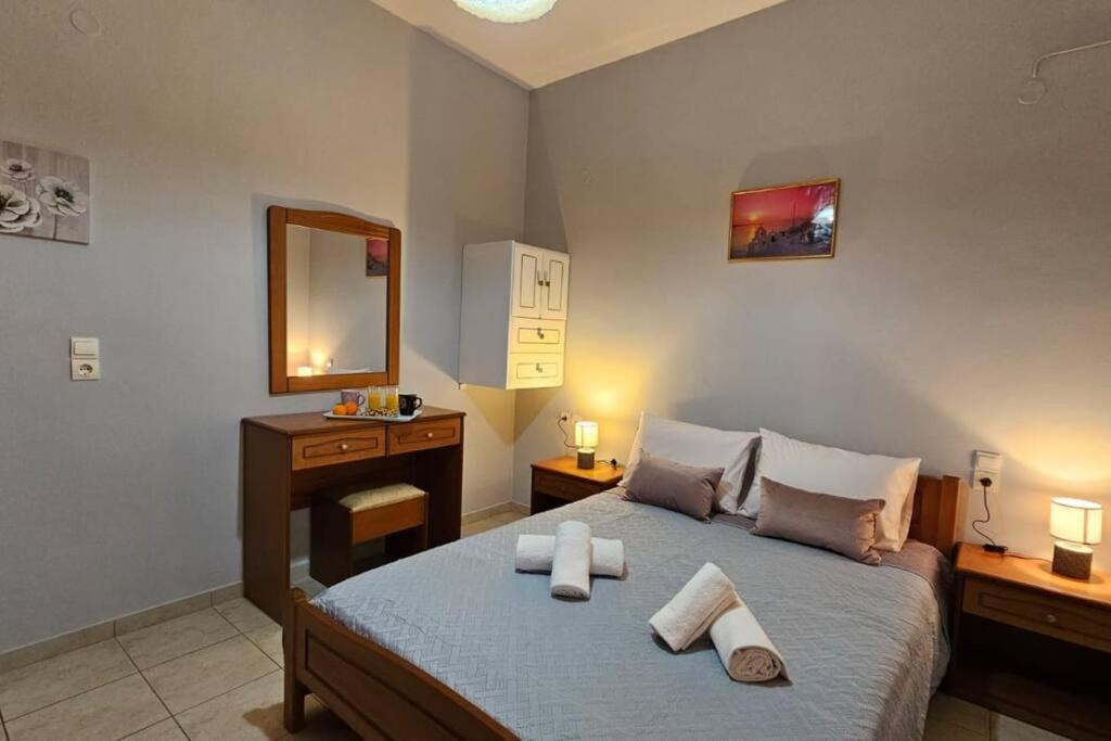 Beachfront Cozy Sea View Lygaria * Ligaria (Crete)